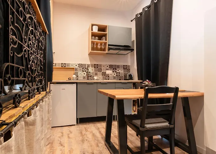 - La Discrete Prázdninový dům *